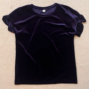 Midnight blue velvet top with ruffled sleeves
